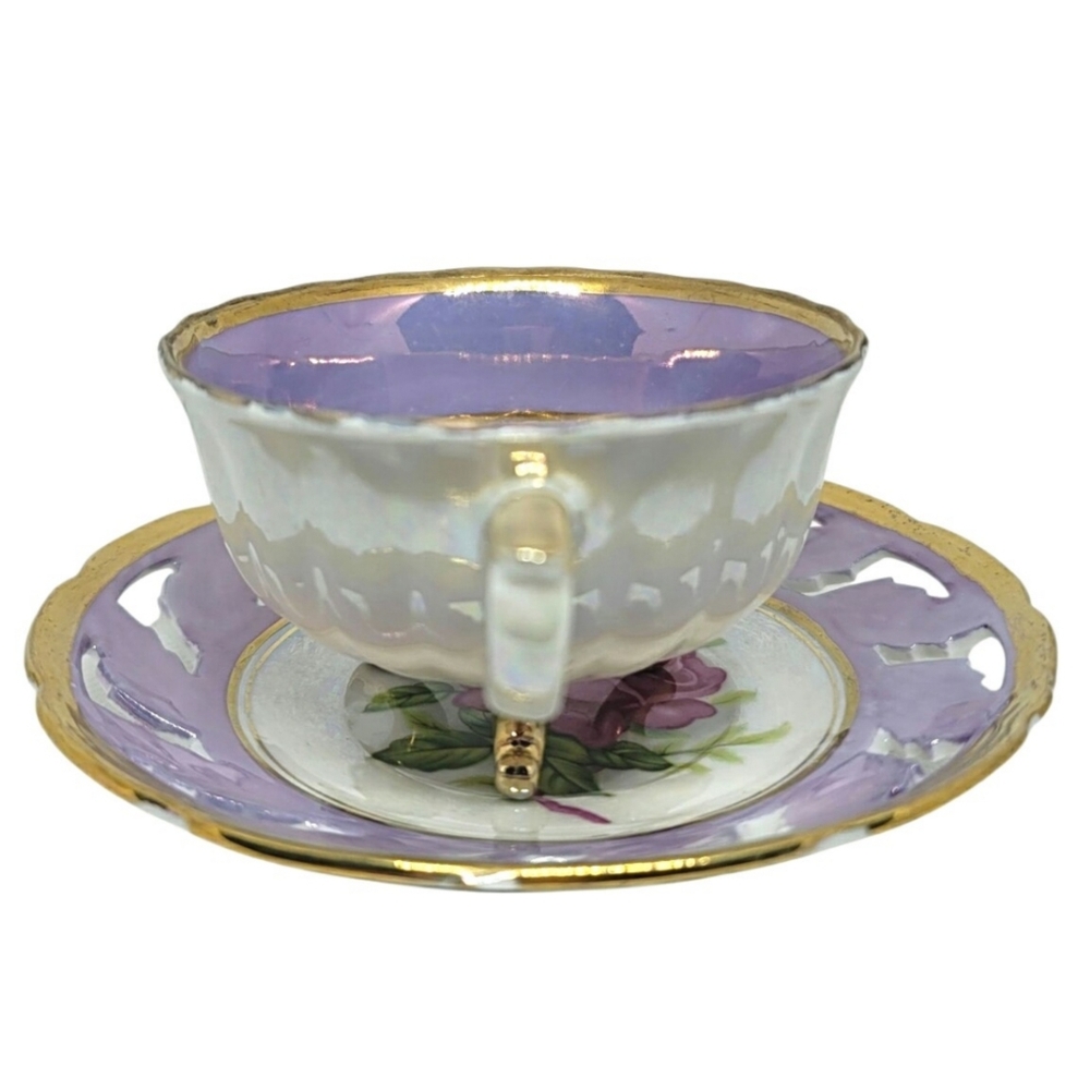 Vintage Thames Lusterware Rose Motif Teacup and Saucer - Picture 4 of 11